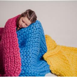 Hand Knit Merino Wool Chunky Blanket, Bulky Throw, Home Decor Gift - thumbnail 3