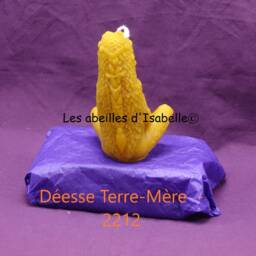 Candle in Pure Beeswax - Goddess Mother Earth - thumbnail 3