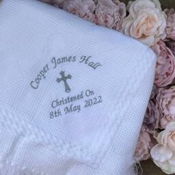 Personalised Baby Shawl Blanket Christening Baptism Embroidered Gift Naming Day - thumbnail 2