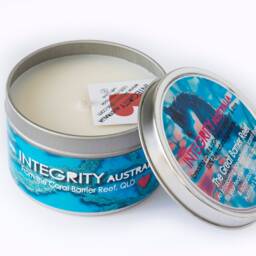 Great Barrier Reef - Jasmine & Honeysuckle Scent- Soy Wax Candle in 8Oz Decorative Tin - thumbnail 2