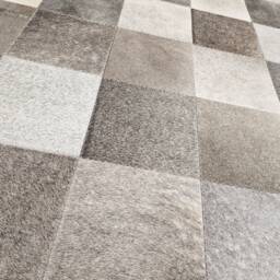 Genuine Cowhide Grey Patchwork Rug - 4Ft Long X Wide - 120cm 120cm - thumbnail 4