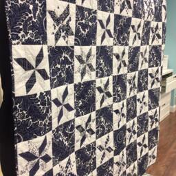 Free Domestic Shipping Handmade Navy & White Country Down Quilt Ready-Made/Finished Quilt/Comforter/Throw/Blanket - thumbnail 3