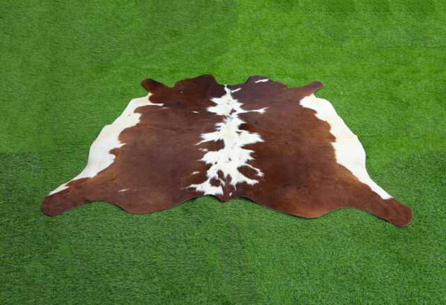 Genuine Brown & White Brazillian Cowhide Rugs - Exotic Hair-On Floor Area Exclusive For Home Decor - image 1