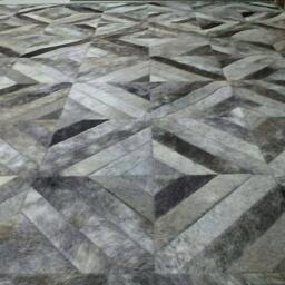 Cowhide Patchwork Rug Raw Leather Argentina - Free Shipping Model Rombo, 8' X 11' Mix Of Medium & Dark Grey Handmade - thumbnail 3