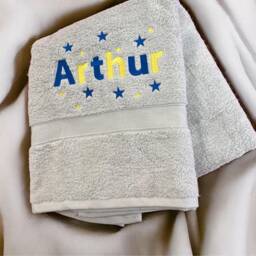Personalised Name & Stars Towel/Childrens Swimming Towel Hand Bath Sheet Time Gift New Baby - thumbnail 2