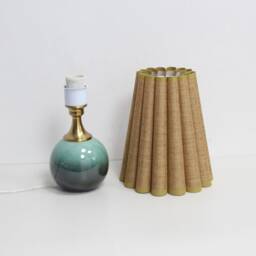Duzy Handmade Scallop Shape Khaki Fabric & Ceramic Base Table Lamp For Home Decor-57# - thumbnail 2