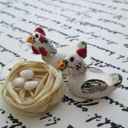 Hand-Sculpted Miniature Chickens & Nest Fairy Garden Terrarium Decor - thumbnail 4