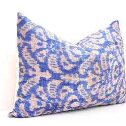 Blue Sienna Handmade Silk Velvet Ikat Pillow Cover - thumbnail 2