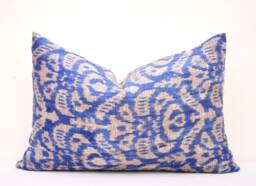 Blue Sienna Handmade Silk Velvet Ikat Pillow Cover - thumbnail 1