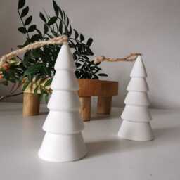 White Ceramic Christmas Tree Ornament Nordic Scandi Decor - thumbnail 3