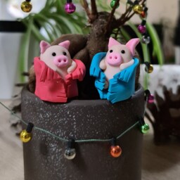 Polymer Clay Pig in Blanket Christmas Ornament, Handmade Tree Decoration - thumbnail 2