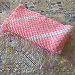 Pink Crochet Baby Blanket - thumbnail 4