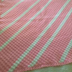 Pink Crochet Baby Blanket - thumbnail 2