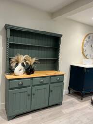 Dresser With Barley Twist Detail