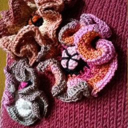 Hand-Knitted Marsala Pillow Cover Floral Crochet Accent, 16 Inch - thumbnail 3