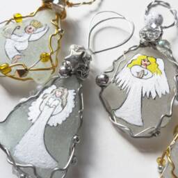 Christmas Angels - Hand Painted Sea Glass Tree Decorations Set Of 5 - thumbnail 4