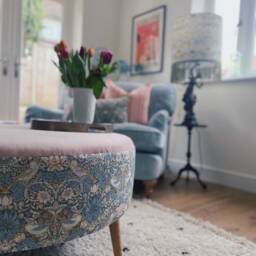 Large Round Footstool in William Morris Strawberry Thief & Blush Velvet - thumbnail 3