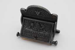 Bury Street London - Cast Iron Toilet Paper Holder With Lid Antique Iron Finish - thumbnail 1