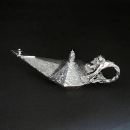 Silver Oil Lamp With A Gini Handle - thumbnail 2