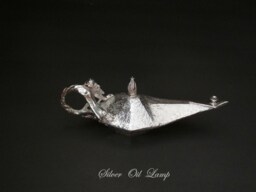 Silver Oil Lamp With A Gini Handle - thumbnail 1