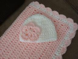 Baby Pink & White Crochet Gift Set Blanket Matching Flower Hat