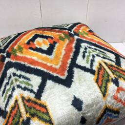 Handwoven Silk Ikat Pillow Cover - 20x20 - thumbnail 4