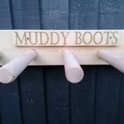 Personalised Welly Wellington Wellies Wooden Rack Boot Holder Wall Mounted Active - thumbnail 3