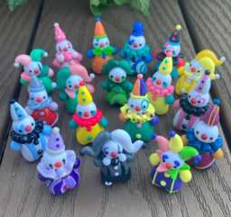 Mini Clown Handmade Figurine - thumbnail 1