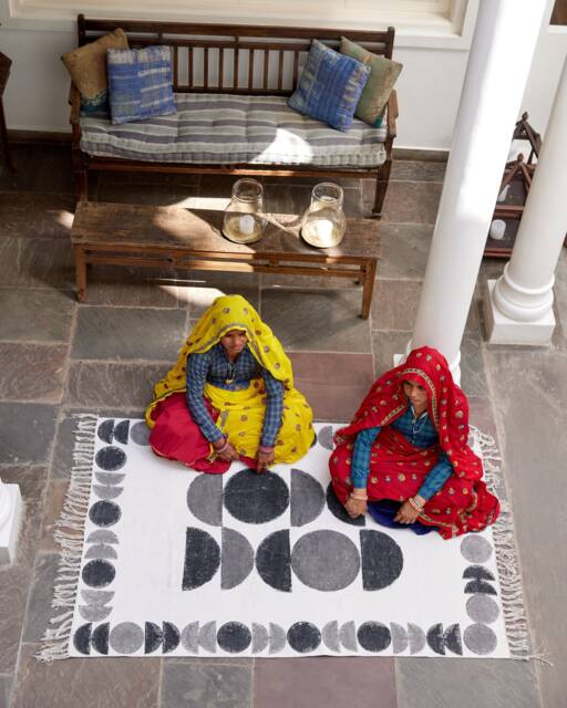 Minimalist Block Print Cotton Rug Bohemian Abstract Design, 4x6 Ft - image 1
