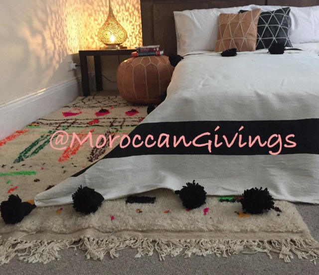 "Moroccan Pom Blanket - Throw With Blanket Bed Spread Bedding Cotton /79""Wx118" - image 1