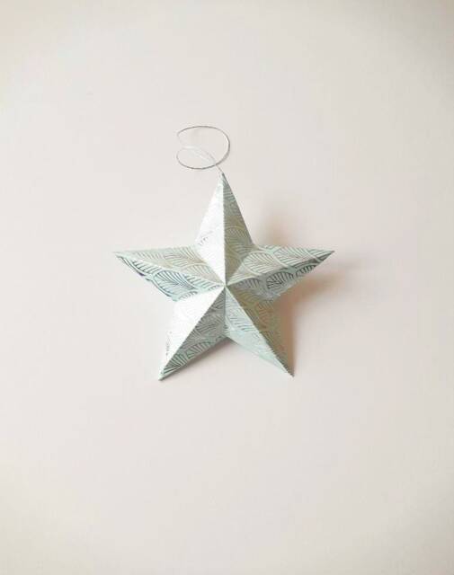 Christmas Decor Ornaments Holiday Ornement - 3D Paper Star 15x4cm - image 1