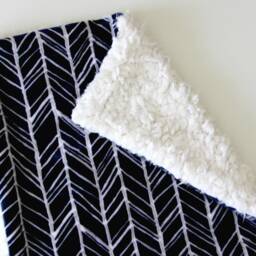 Dream Lovie. Security Blanket. Personalized Lovey. Faux Fur Navy Harringbone. Mini Baby Minky Shower Gift - thumbnail 3