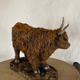 Highland Cow Sculpture in Ceramic By Paul Szeiler - thumbnail 4