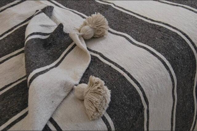 Moroccan Off White Pompom Throw Blanket With Tassels - Duvet Cover Made Of 100% Hand-Woven Cotton Sofa Couch Bed End - image 1