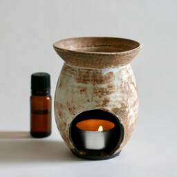 Handmade Cream Ceramic Incense Burner - Pottery Essential Oil Japanese Style - thumbnail 2