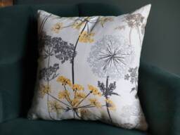Cow Parsley Cushion - thumbnail 1