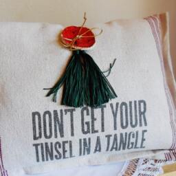 Pillow With Quotedecorative Pillowthrow Pillowchristmas Decorationchristmas Gift Idea - thumbnail 2