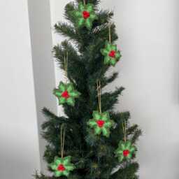Punch Needle Christmas Ornament Handmade Cochineal Flower Decor - thumbnail 2