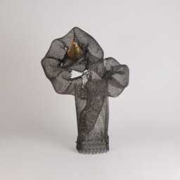 steel Wire Mesh Sculpture With 8K Gold Ceramic, Abstract Table Decor - thumbnail 2