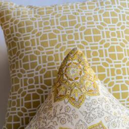 Set Of Two Jaclyn Smith Gold Pillow Covers - Yellow Sun Print - thumbnail 4