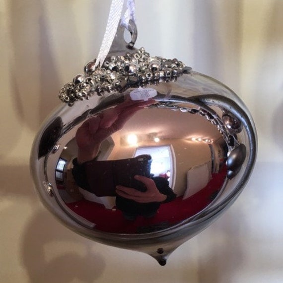 Shiny Iron Brass Glass Christmas Tree Decoration With Beading - 8cm - Sultan Shape Festive Winter Minimal Classy Urban Modern Glitz Glam - image 1