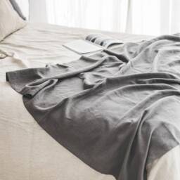 Linen Throw Blanket in Various Colors, Dark Grey Linen Blanket, Thick Bed Throw, Heavyweight Softened Sofa Throw - thumbnail 2