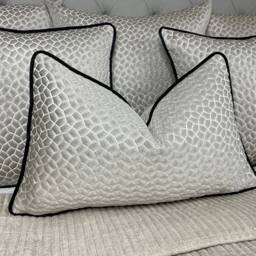 Prestigious Textiles Origami Platinum Fabric - Luxury Cushion Cover, Black Piped Pillow Cover Double Sided Throw Bed Sofa - thumbnail 4