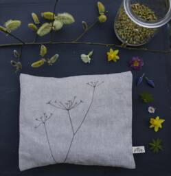 Herbal Pillows, Pine Shavings, Dreamtime Herbal Scented Sleep Aid, Spelt Husks, Potpourri Sleep-Promoting Pillows - thumbnail 1