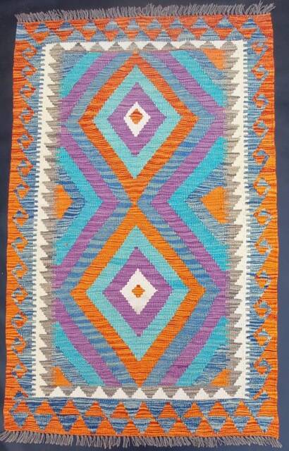 Kilim Rug, Handmade Artisan Afghan Turkish Aztec Natural Wool Boho Rug 142x89 cm - image 1