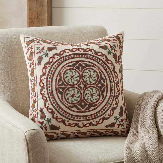 Suzani Pillow Aion, Suzani Cushion Cover - image 1