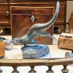 Dip Diving Awaya Free Flowing Solid Bronze Sea Otter Sculpture With A Beautiful & Unusual Patina , Solid Bronze Base, English Limited Edition - thumbnail 2