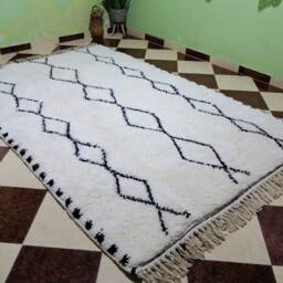 Handmade Beni Ourain Rug White & Black Checkered Plush Wool Rug - thumbnail 3