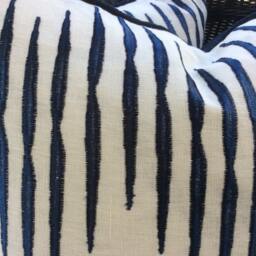 "Hodsoll Mackenzie O Pillow Cover in White & Dark Navy Embroidered ""Aria" - thumbnail 2