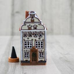 Riga Miniature House Ceramic Incense Holder, Pottery Home Decor - thumbnail 2